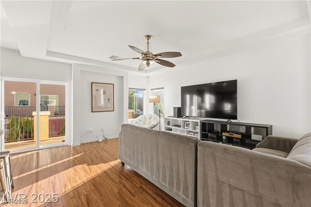 5345 Tartan Hill Avenue