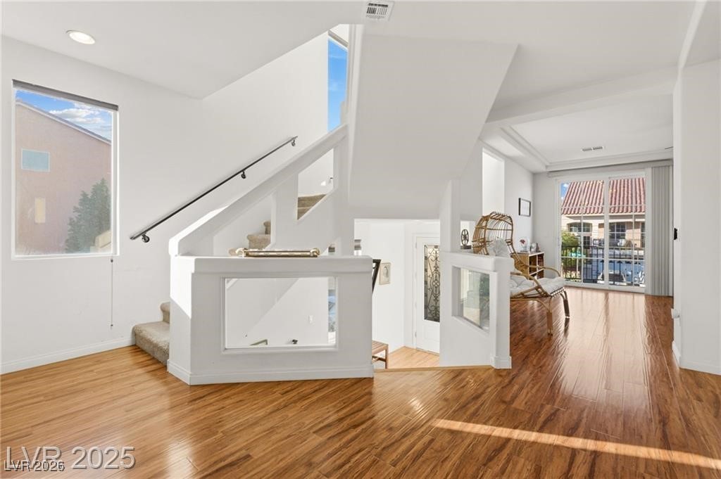 5345 Tartan Hill Avenue