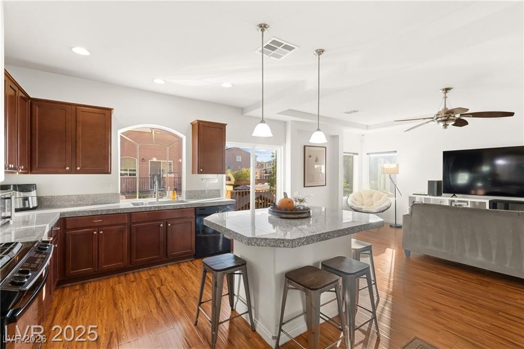 5345 Tartan Hill Avenue