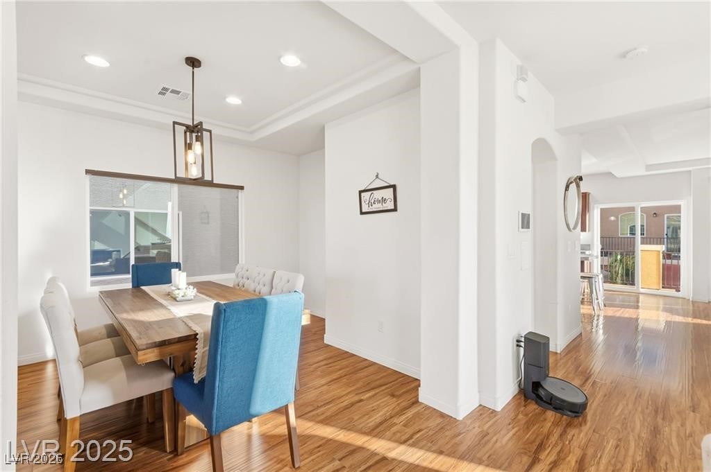 5345 Tartan Hill Avenue