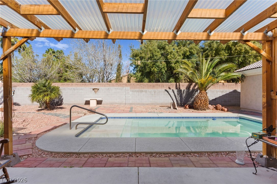 6680 Alpine Brooks Avenue