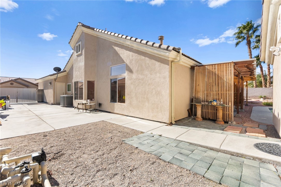 6680 Alpine Brooks Avenue