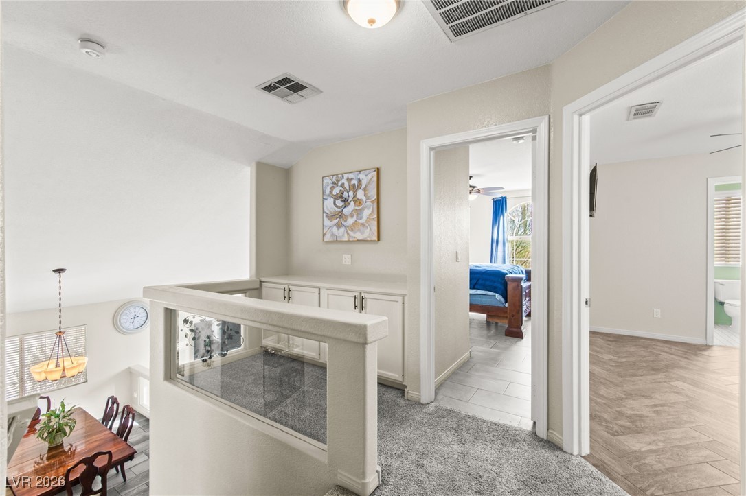 2570 Hummingbird Hill Avenue