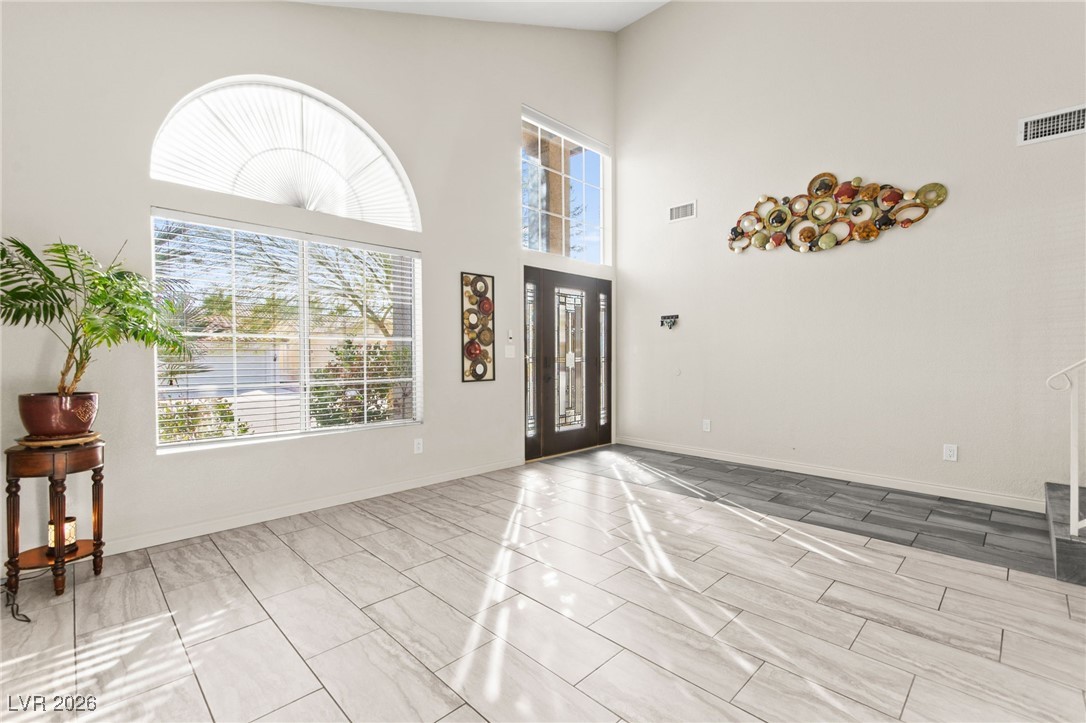 2570 Hummingbird Hill Avenue