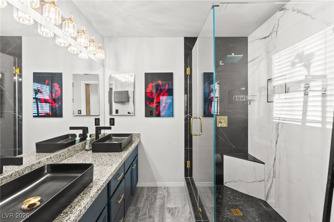 2570 Hummingbird Hill Avenue