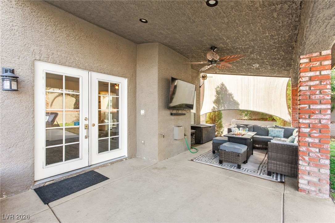 2570 Hummingbird Hill Avenue