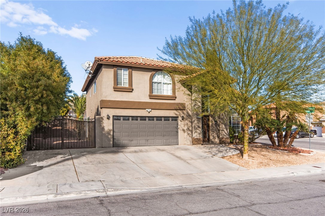 2570 Hummingbird Hill Avenue