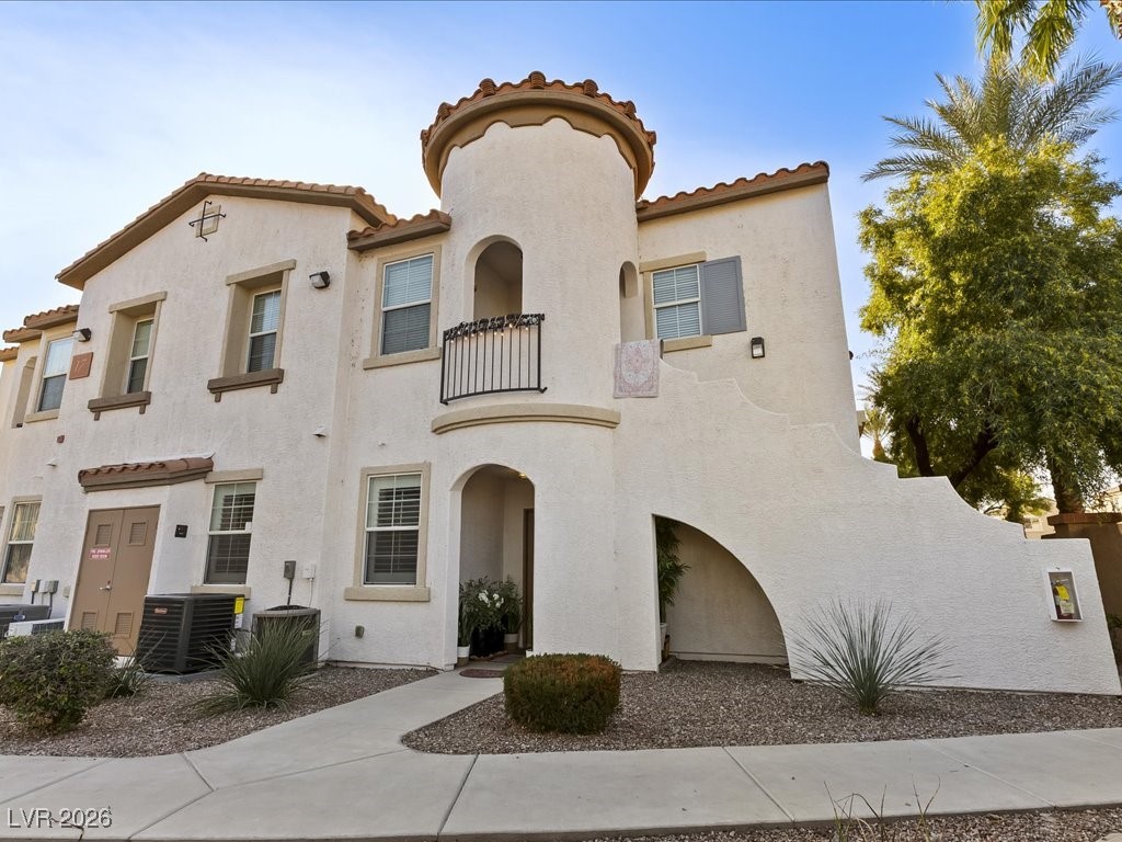 50 Aura De Blanco Street 17104