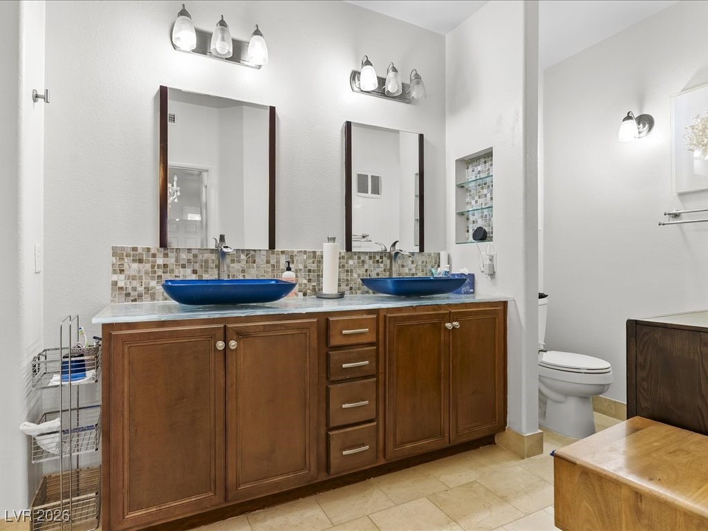 50 Aura De Blanco Street 17104