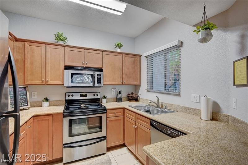 4400 South Jones Boulevard 1119