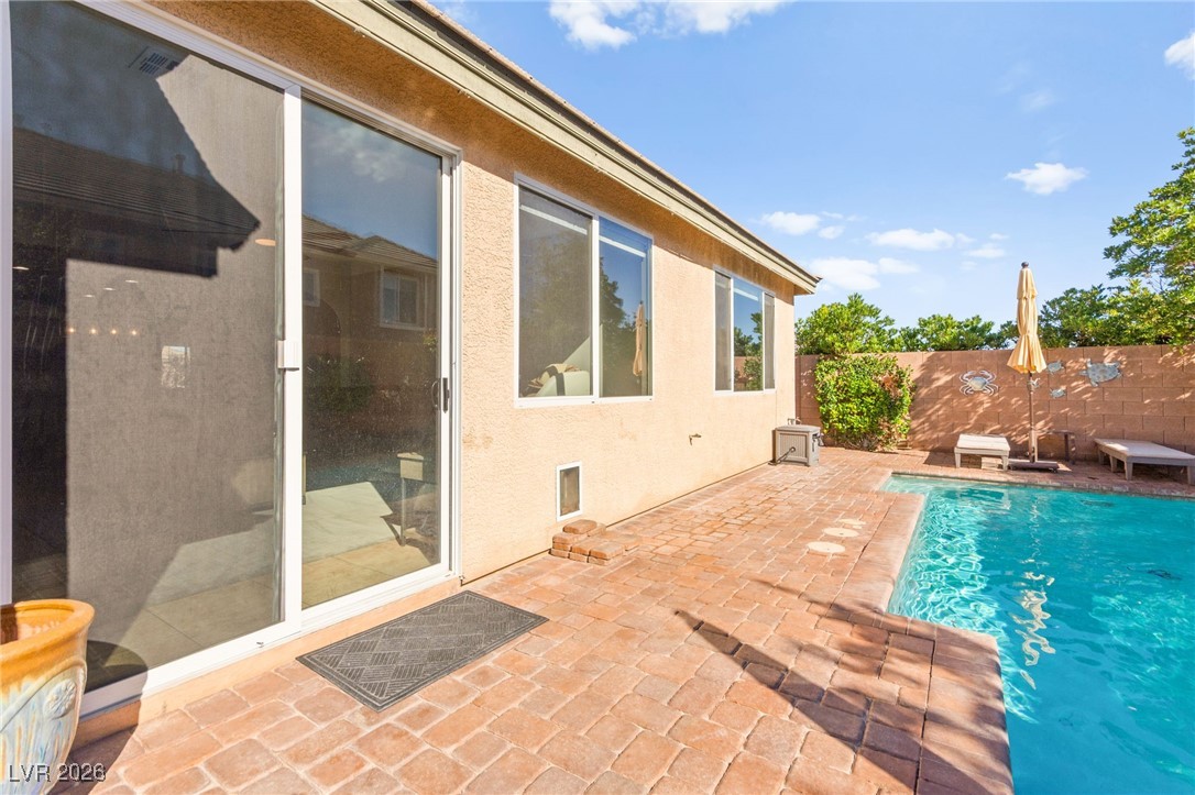 10241 Pine Ridge Peak Avenue