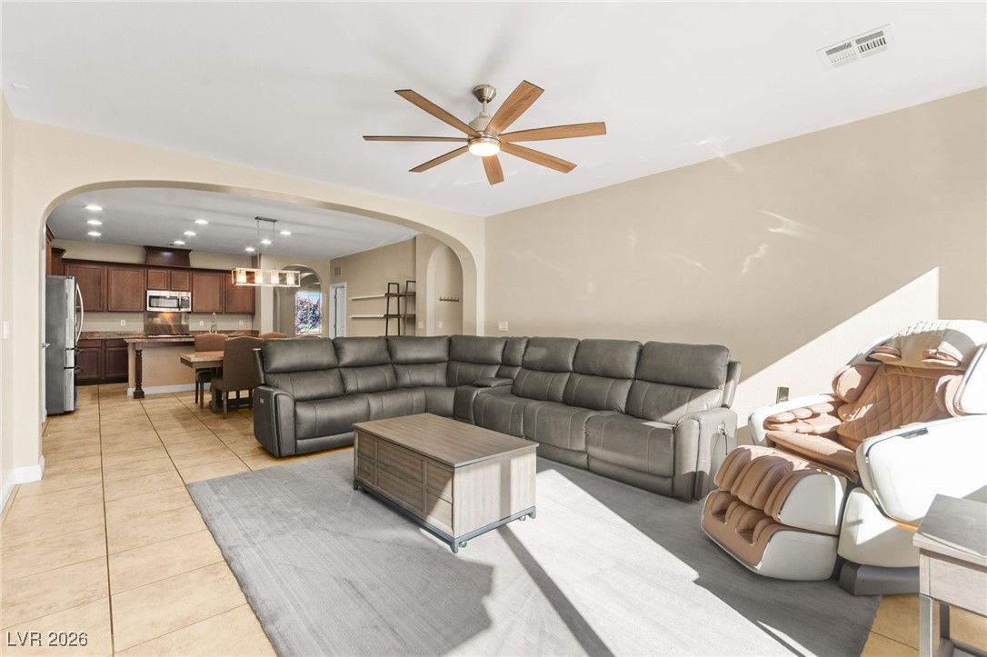 10241 Pine Ridge Peak Avenue