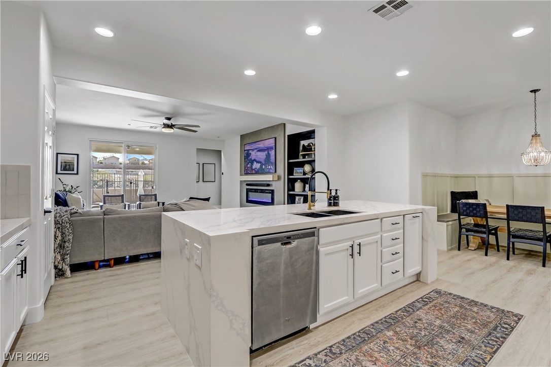 2835 Strathallan Avenue