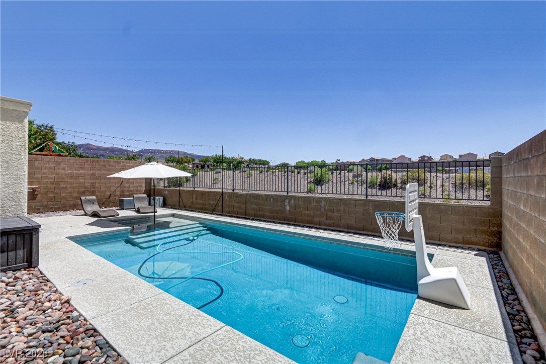 2835 Strathallan Avenue