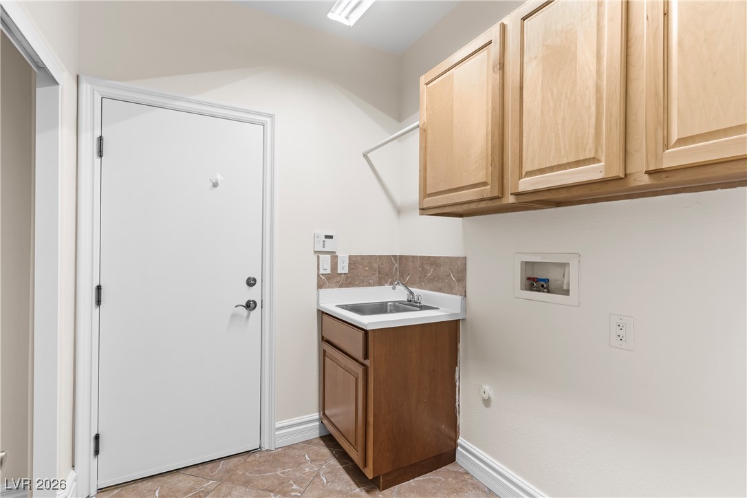 5917 Coral Flat Street