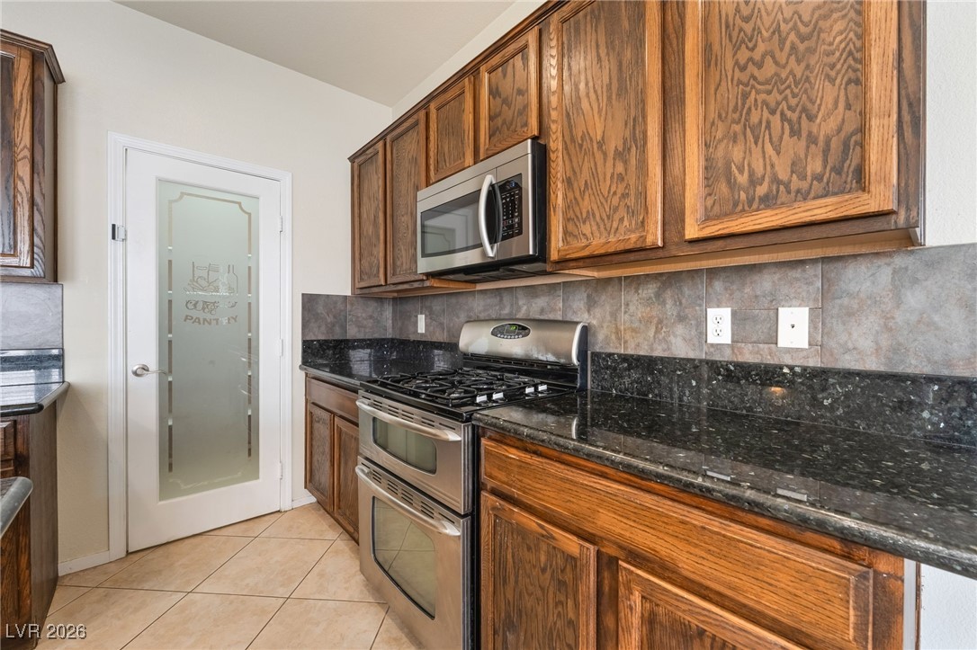 3826 Discovery Creek Avenue