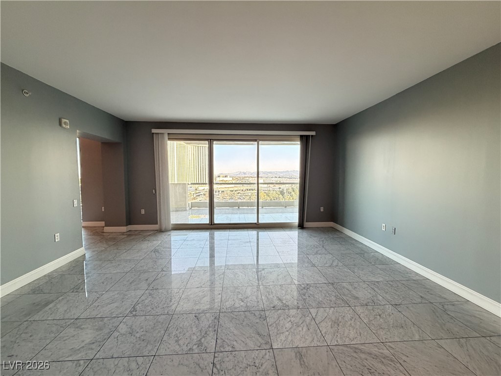 2777 Paradise Road 904