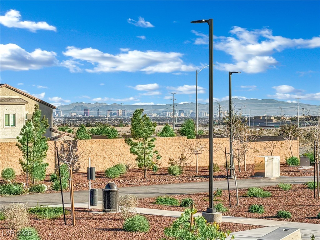 6094 Amelia Pointe Street