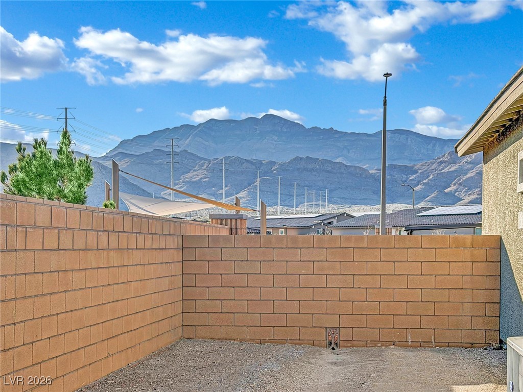 6094 Amelia Pointe Street