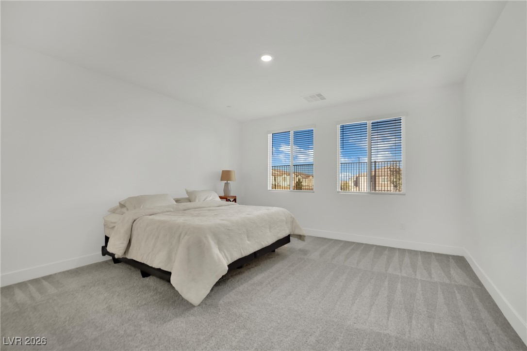 6094 Amelia Pointe Street