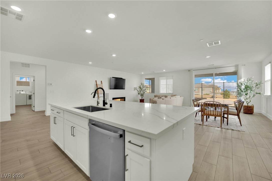 6094 Amelia Pointe Street