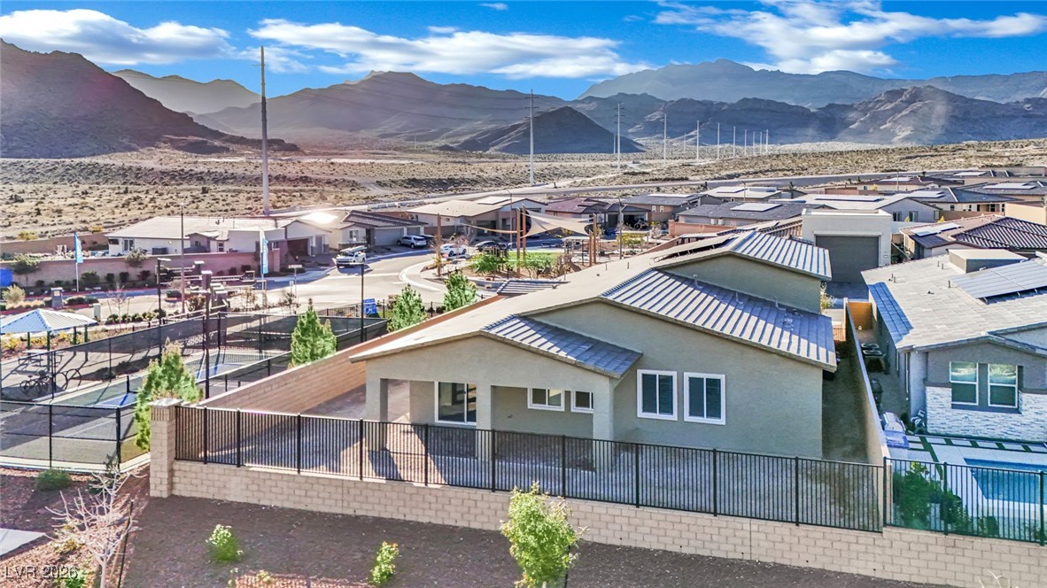 6094 Amelia Pointe Street