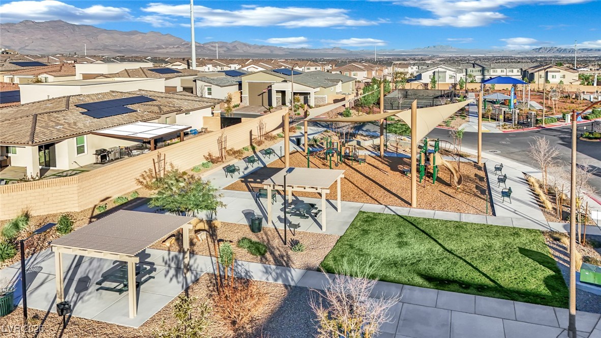 6094 Amelia Pointe Street