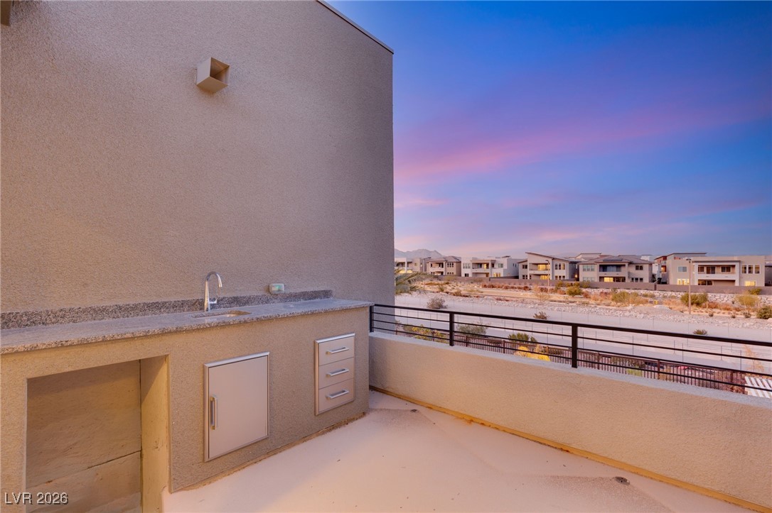 5201 Fading Sunset Drive