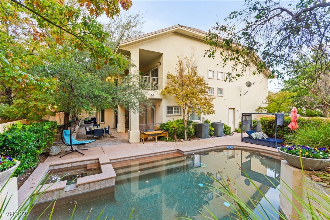 9204 White Tail Drive