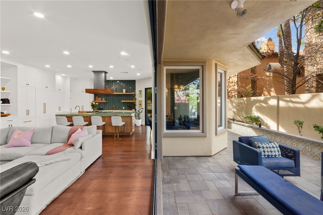 9204 White Tail Drive