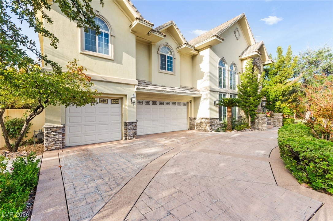 9204 White Tail Drive