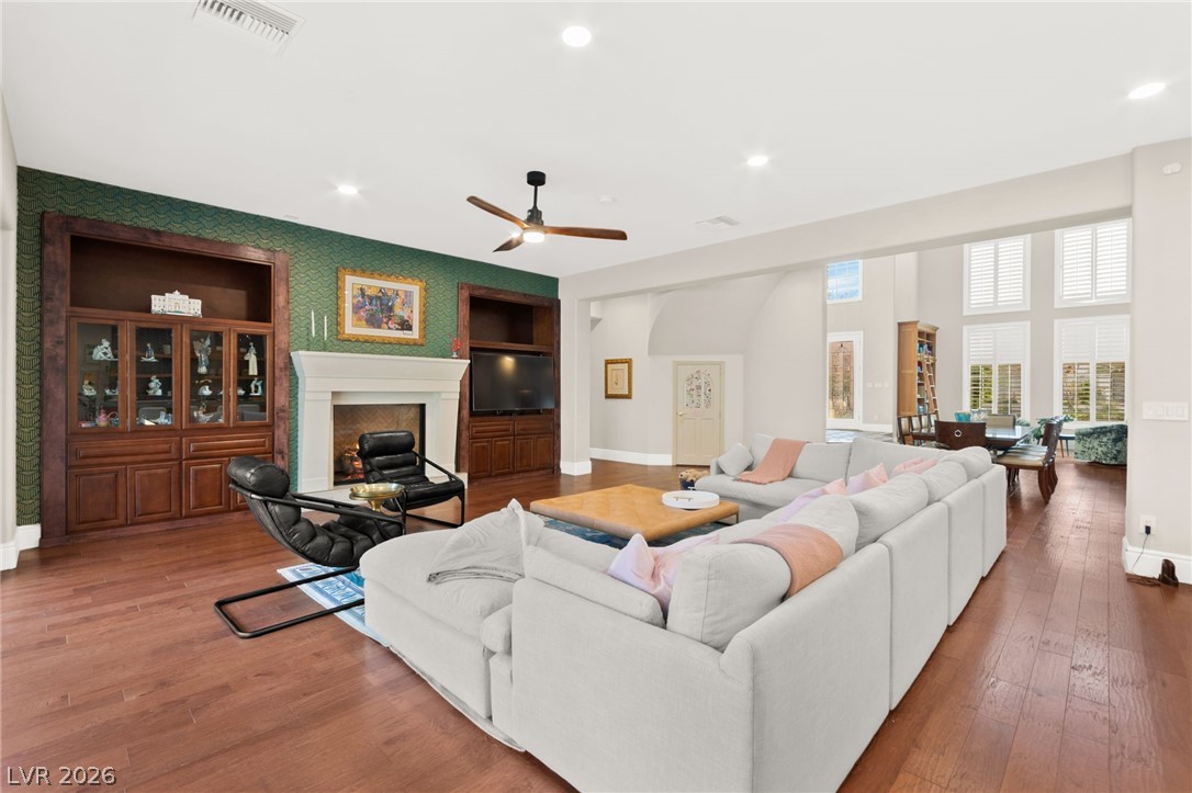 9204 White Tail Drive