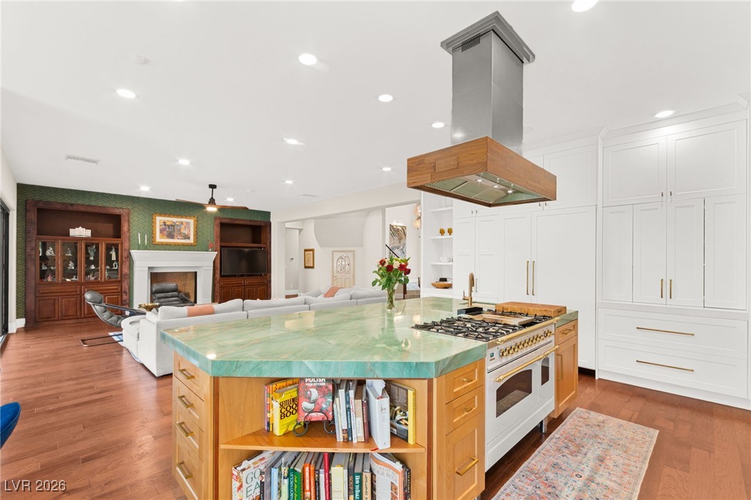 9204 White Tail Drive