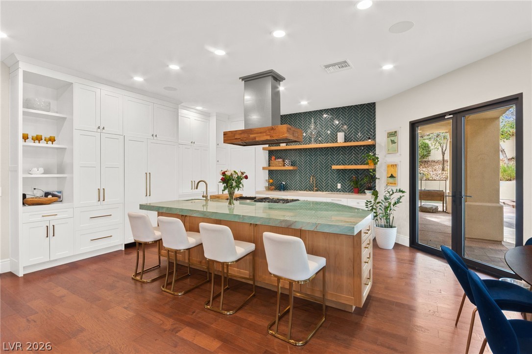 9204 White Tail Drive