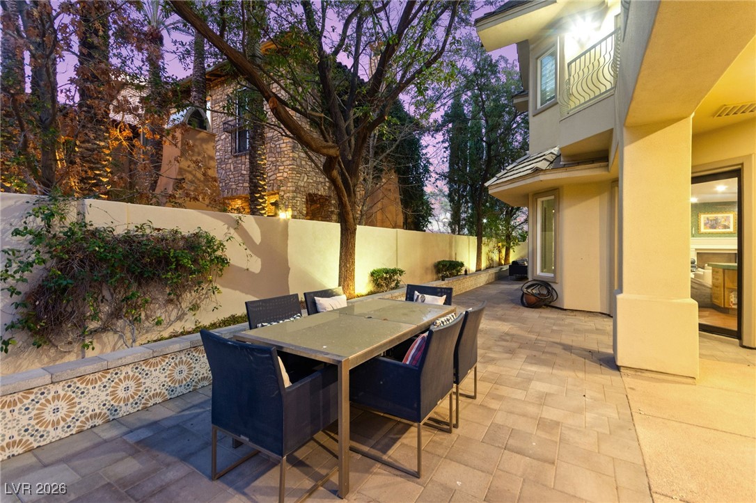 9204 White Tail Drive