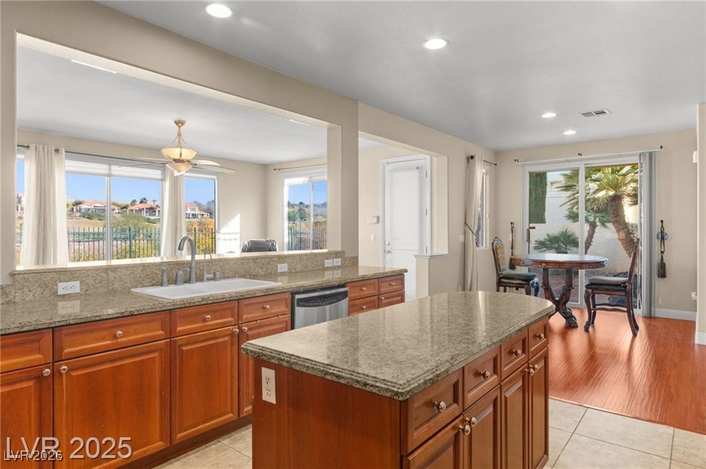 2900 Carmelo Drive