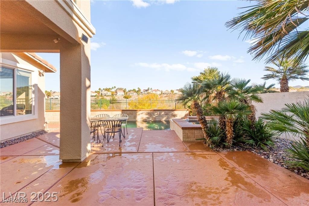 2900 Carmelo Drive