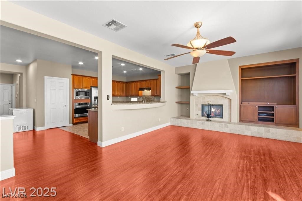 2900 Carmelo Drive