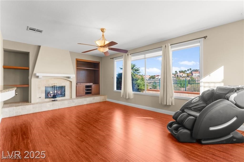2900 Carmelo Drive