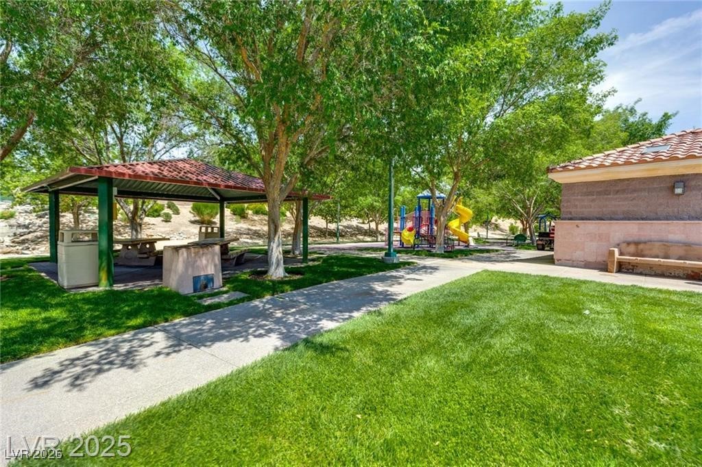2900 Carmelo Drive