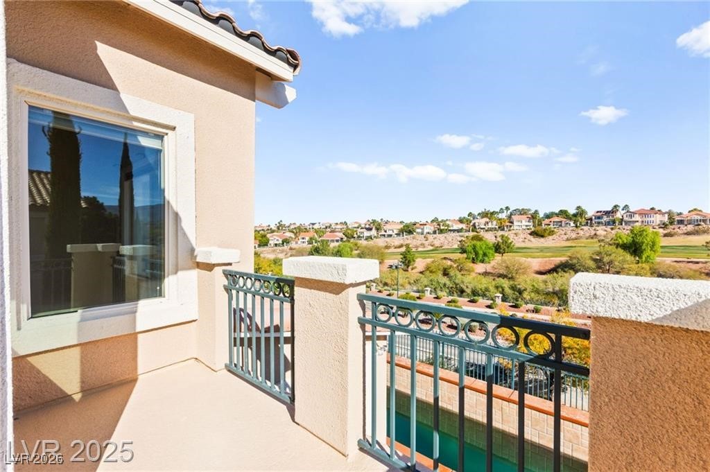 2900 Carmelo Drive