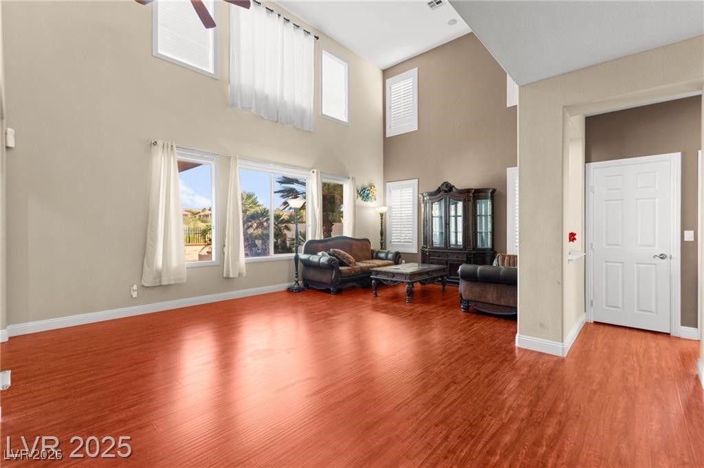 2900 Carmelo Drive