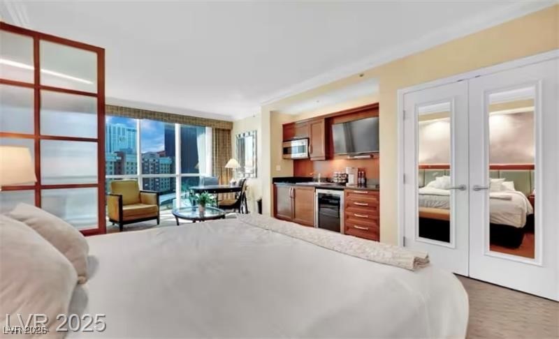 145 East Harmon Avenue 409