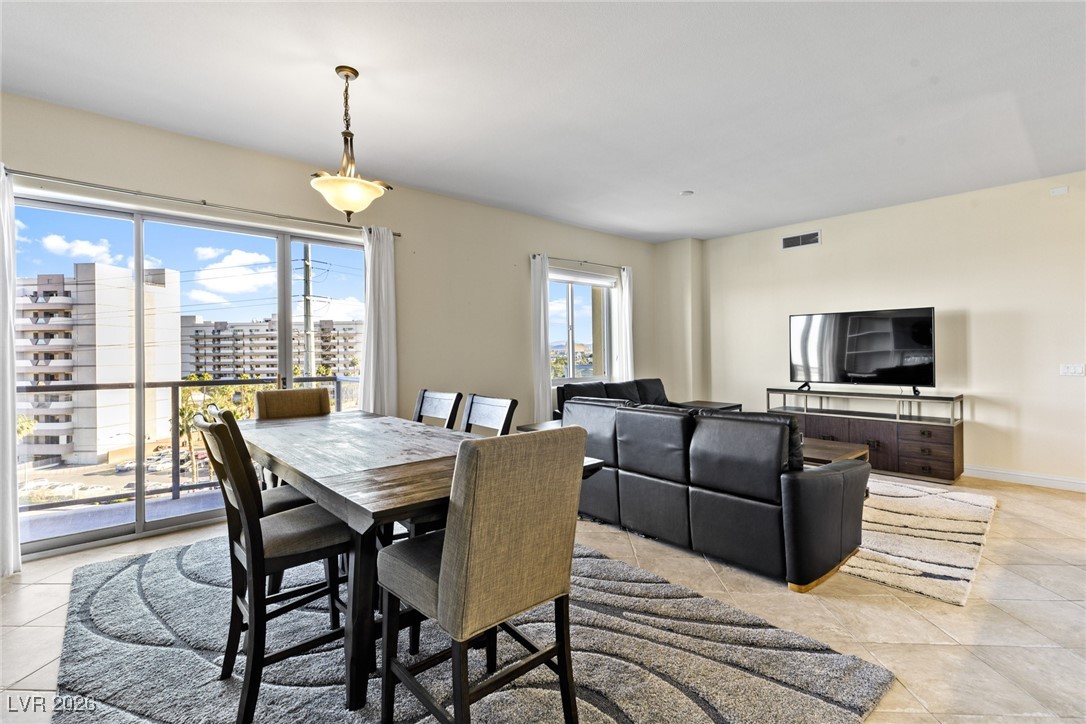 8255 Las Vegas Boulevard 619