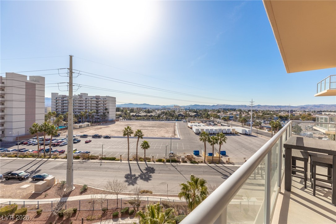 8255 Las Vegas Boulevard 619