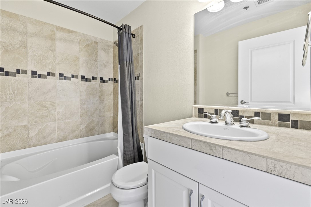 8255 Las Vegas Boulevard 619