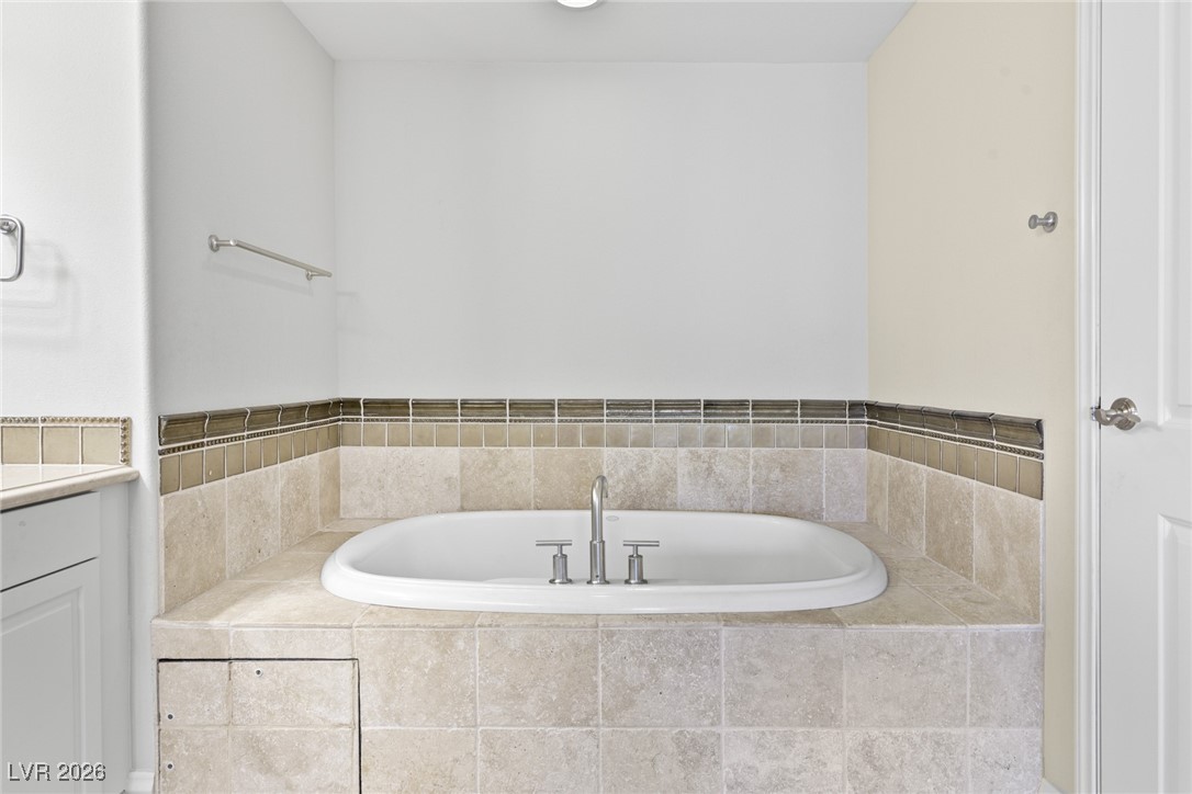 8255 Las Vegas Boulevard 619