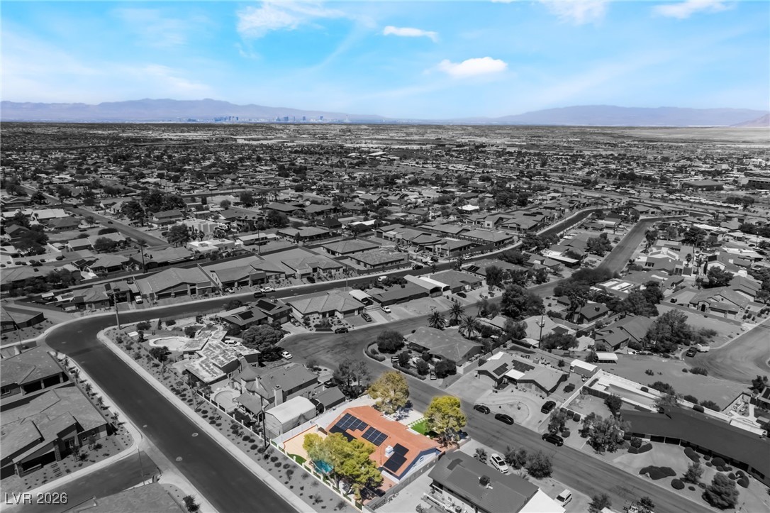 611 East Fairway Road