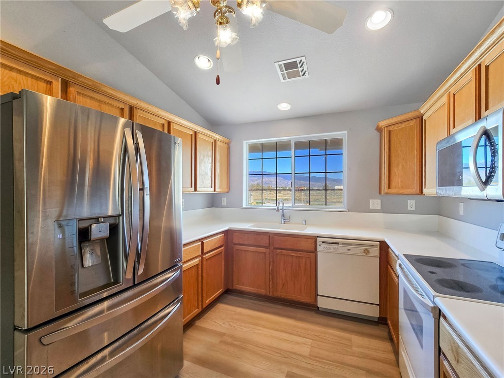 3720 South Mariposa Avenue