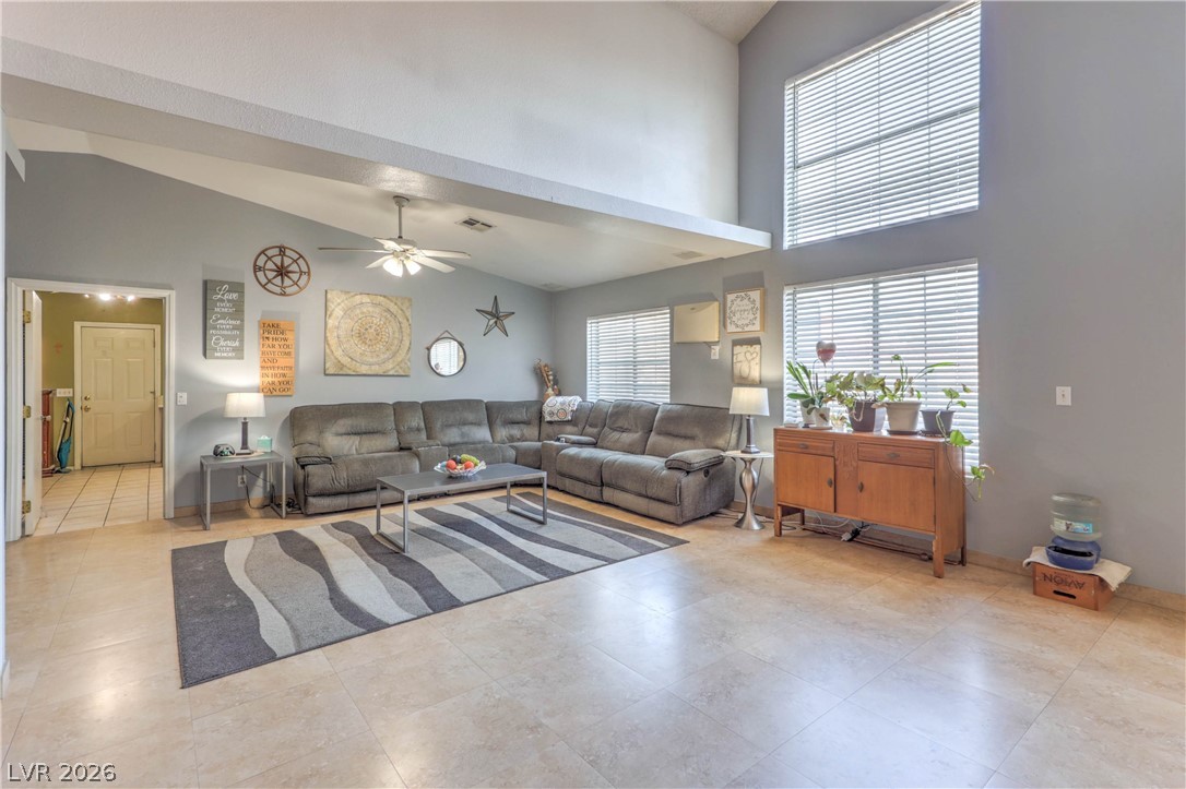 1833 Palo Alto Circle